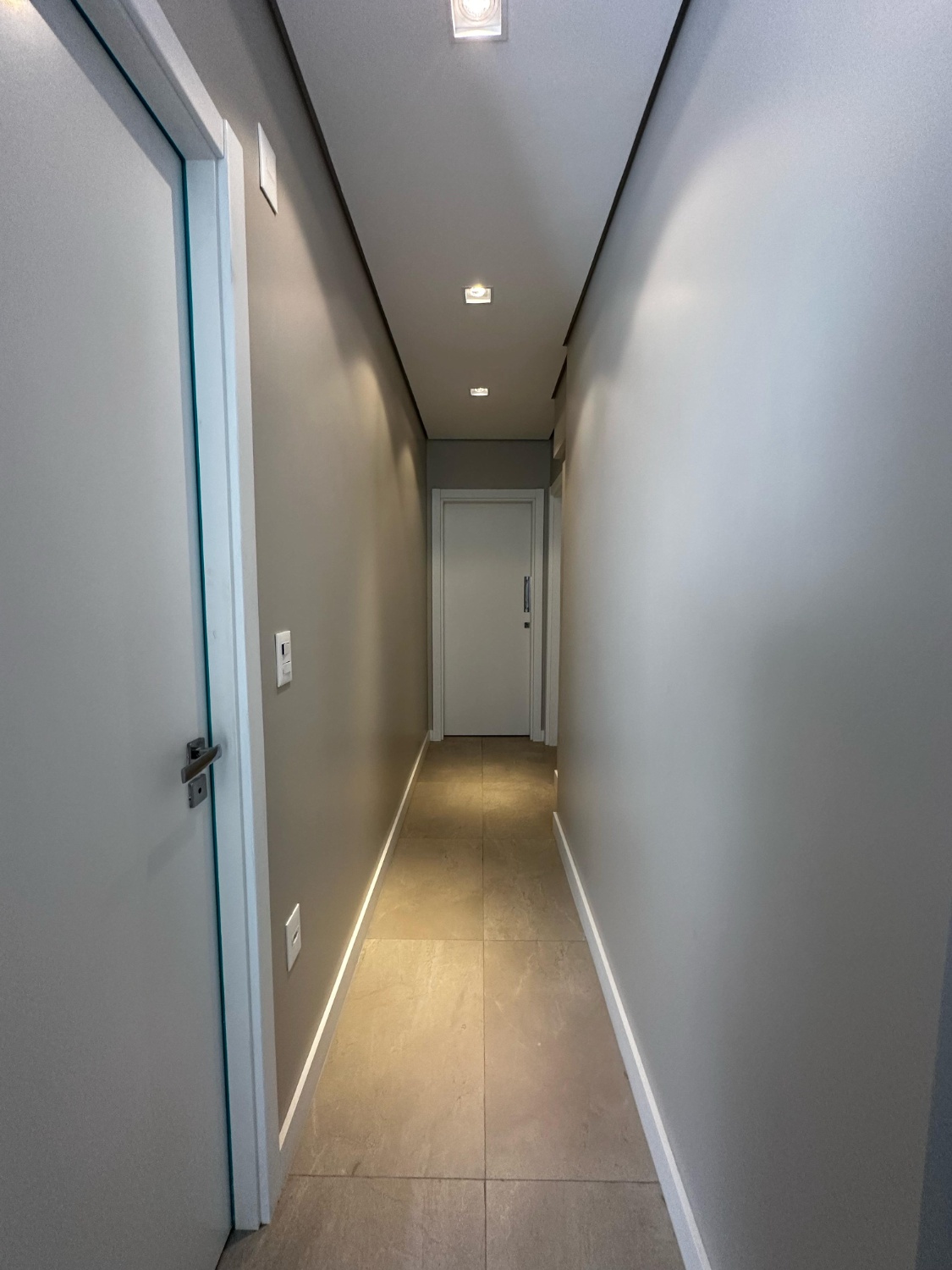 Apartamento no Ed. Granada em Balneário Camboriú - foto 9