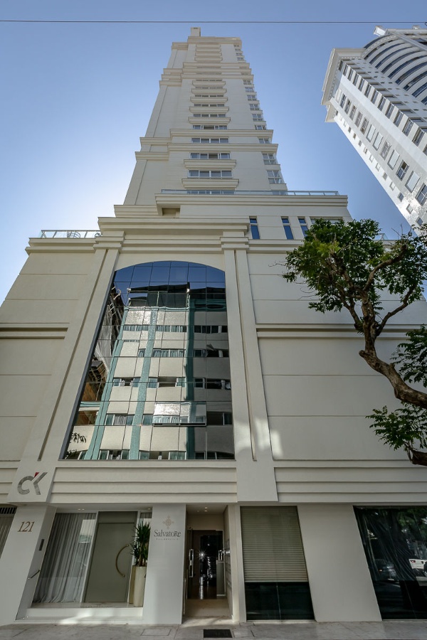 Apartamento no Ed. Salvatore Residenziale em Balneário Camboriú