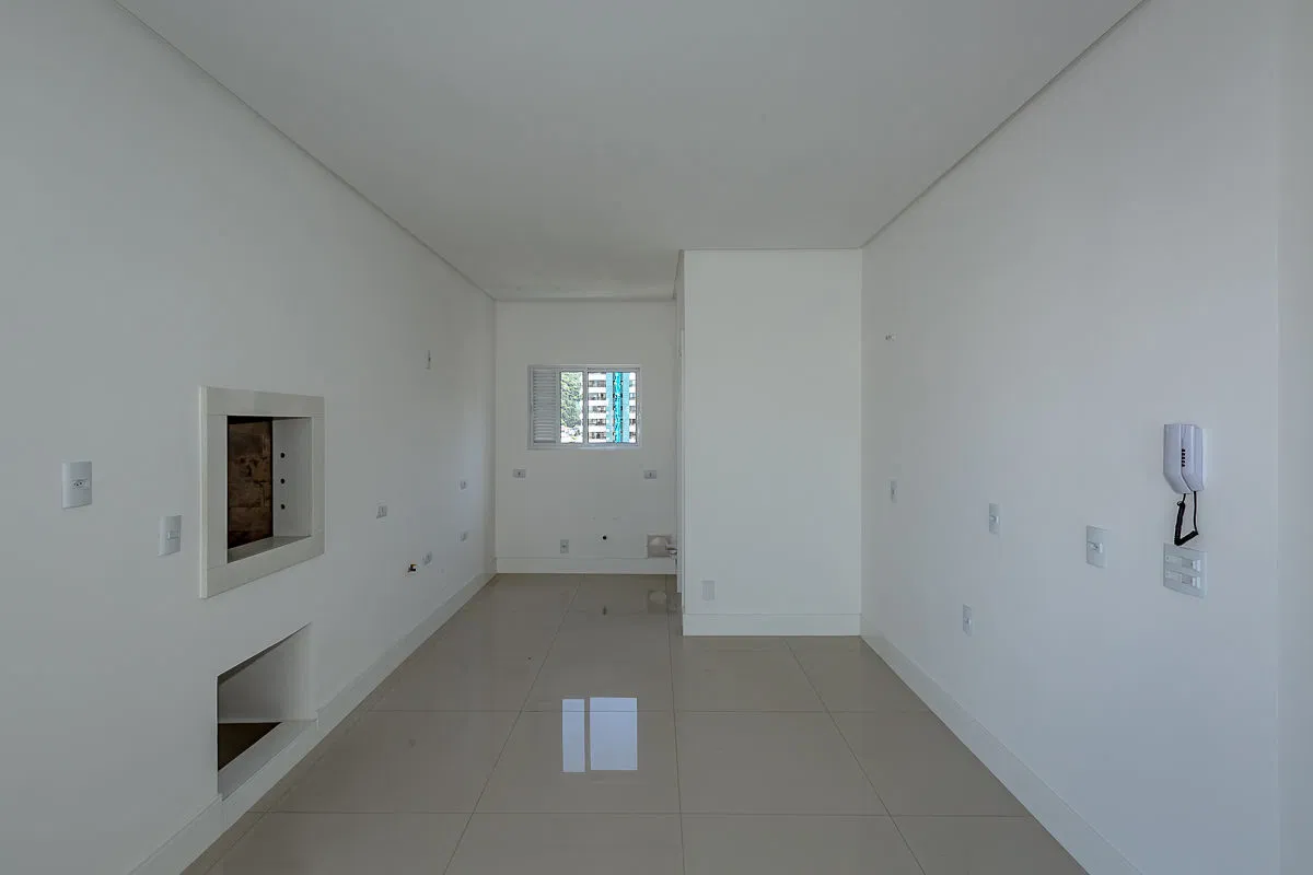 Apartamento no Ed. Salvatore Residenziale em Balneário Camboriú - foto 26