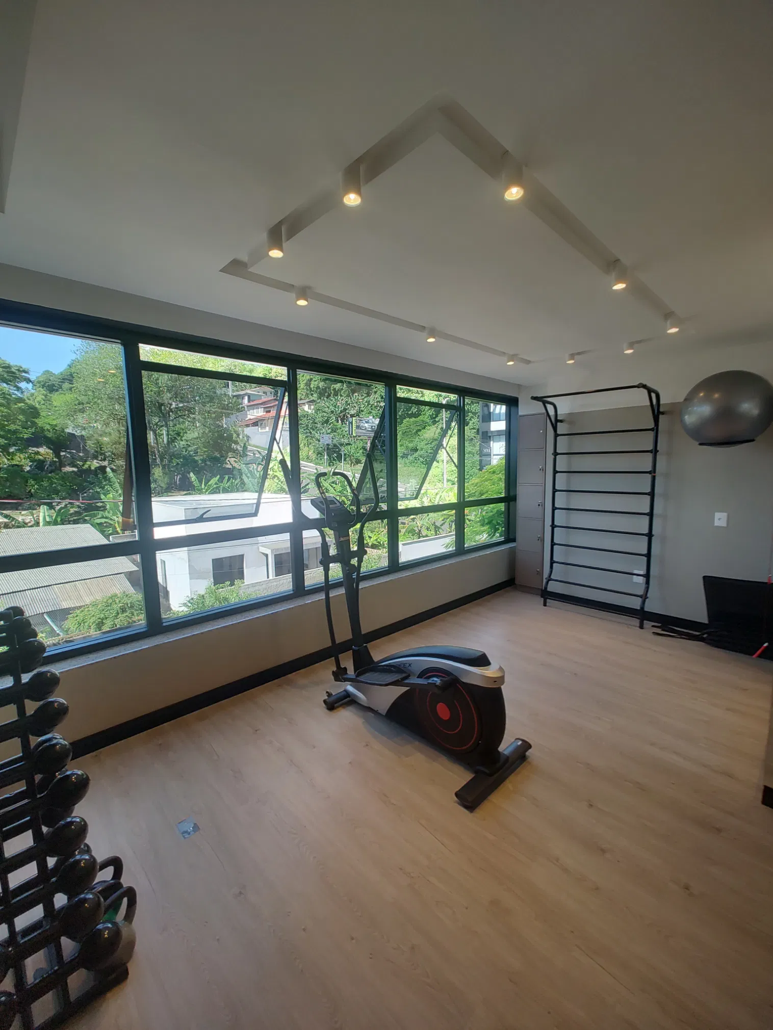 Apartamento no Edifício Plaza Viena em Balneário Camboriú - foto 5