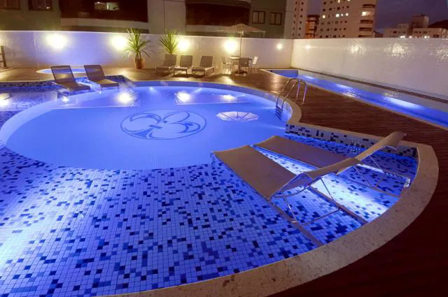 Apartamento no Edifício Lorena Cristina em Balneário Camboriú - foto 22