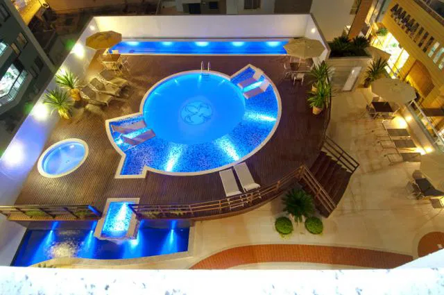 Apartamento no Edifício Lorena Cristina em Balneário Camboriú - foto 24