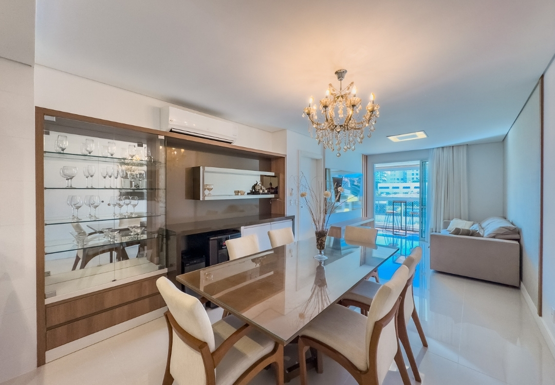 Apartamento no Edifício Amores da Brava na Praia Brava - foto 8