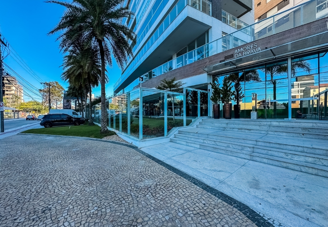 Apartamento no Edifício Amores da Brava na Praia Brava - foto 40