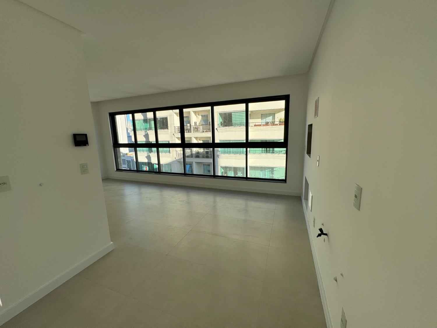 Apartamento no Edifício Tierra Del Sol em Balneário Camboriú - foto 3
