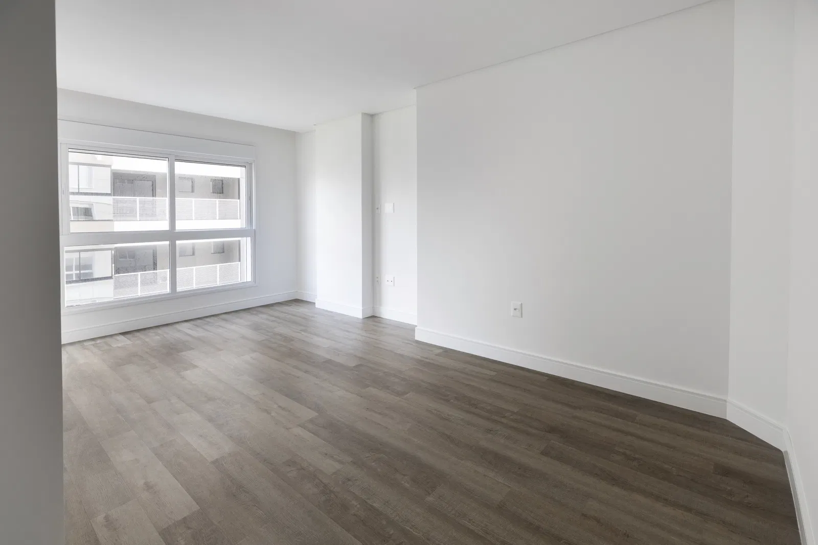 Apartamento no Edifício Le Blanc na Praia Brava - foto 11