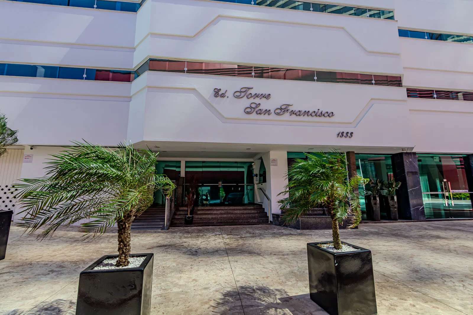 Apartamento no Edifício Torre de São Francisco em Balneário Camboriú - foto 3