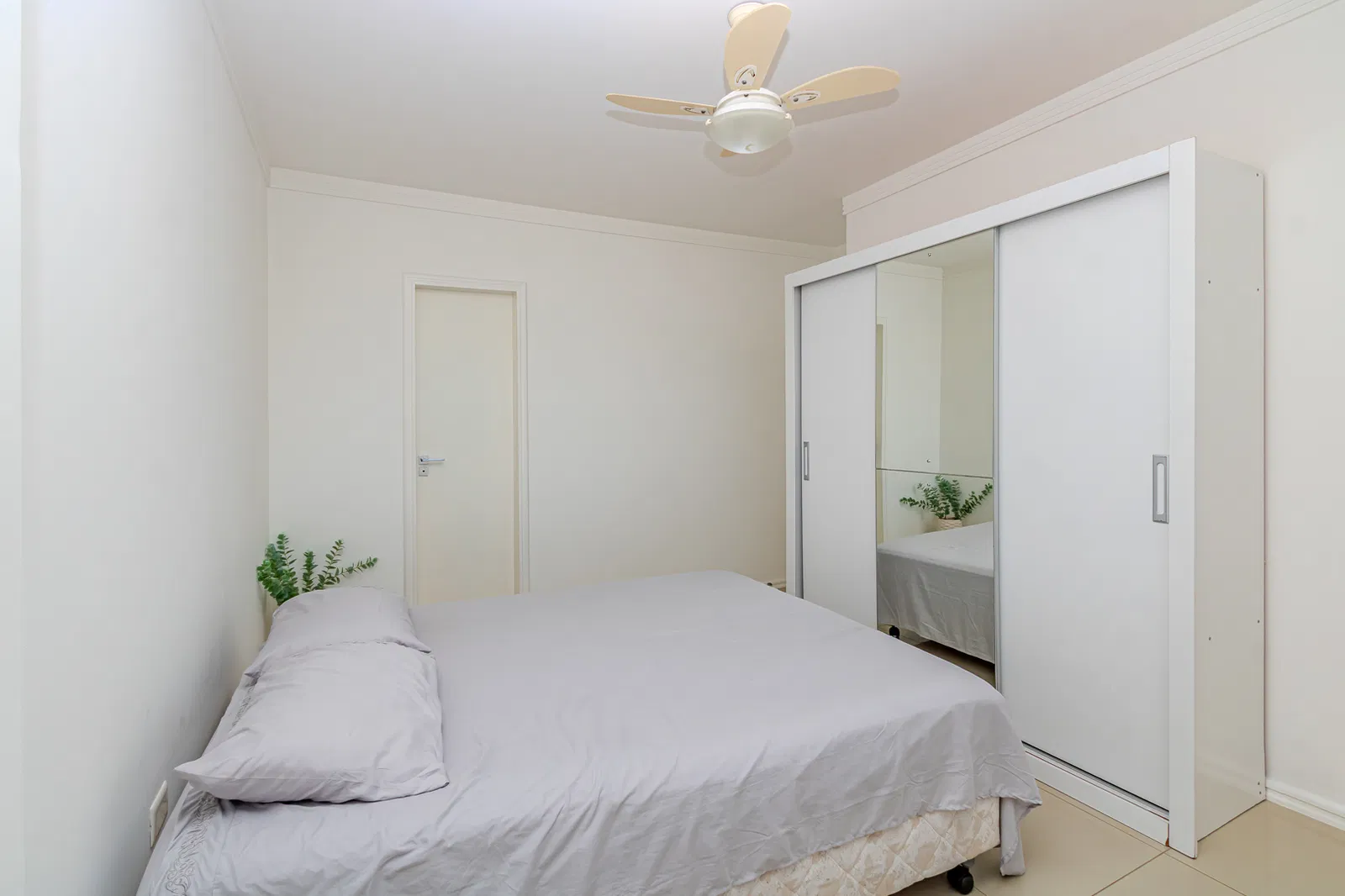 Apartamento no Edifício Torre de São Francisco em Balneário Camboriú - foto 23