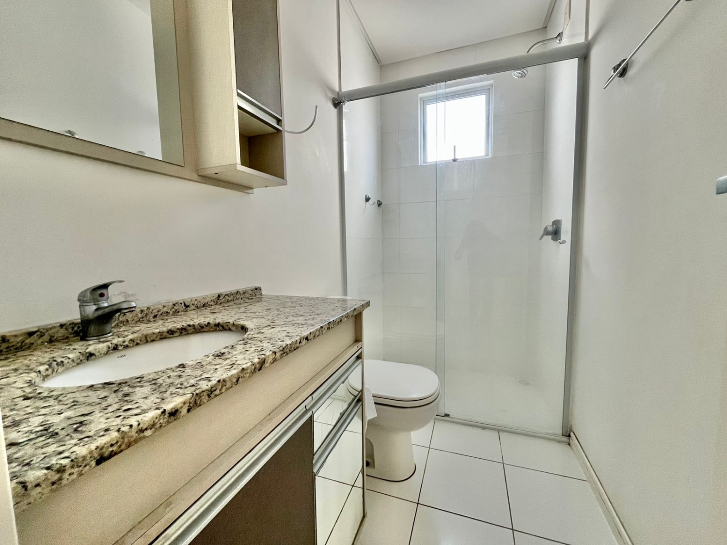 Apartamento no Edifício Torre de Málaga em Balneário Camboriú - foto 12