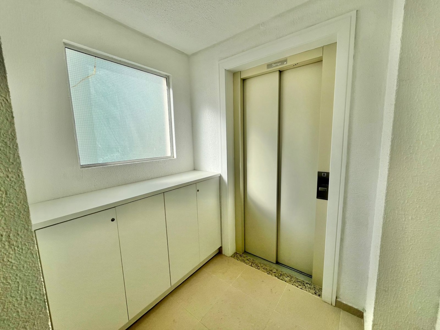 Apartamento no Edifício Torre de Málaga em Balneário Camboriú - foto 17