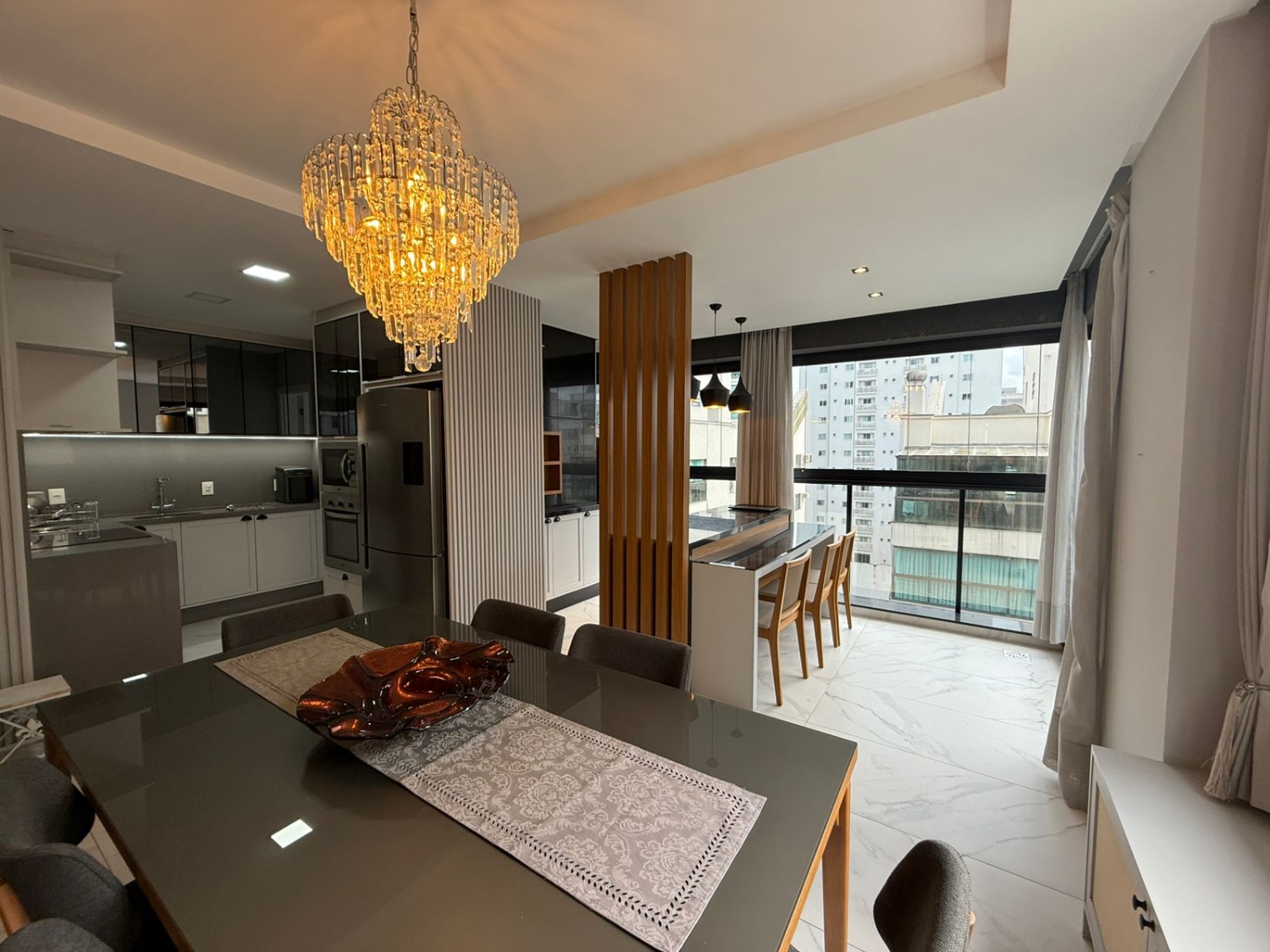 Apartamento no Edifício Black Piano em Itapema - foto 4