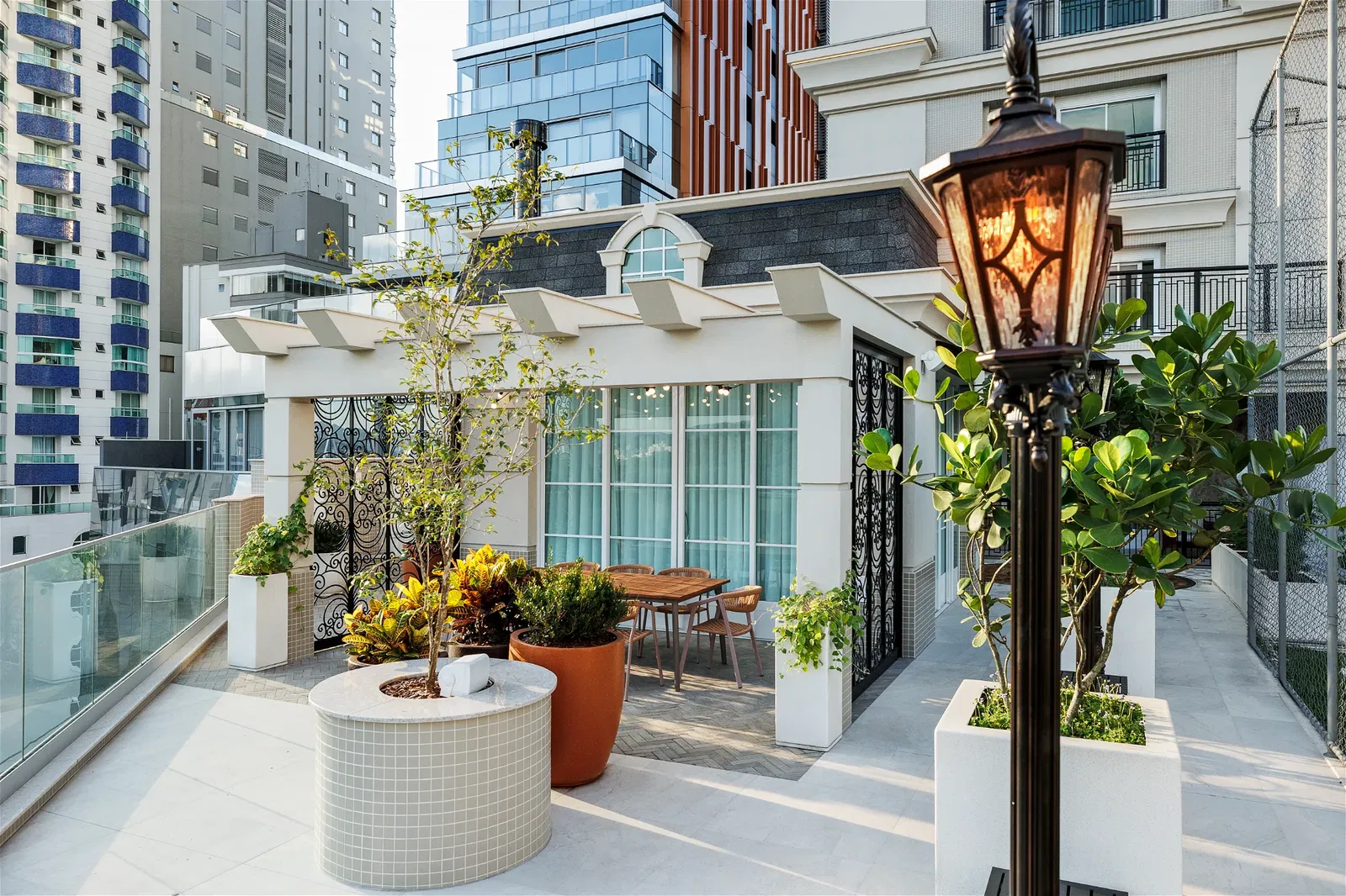 Apartamento no Ed. Aurora Exclusive Home em Balneário Camboriú - foto 10