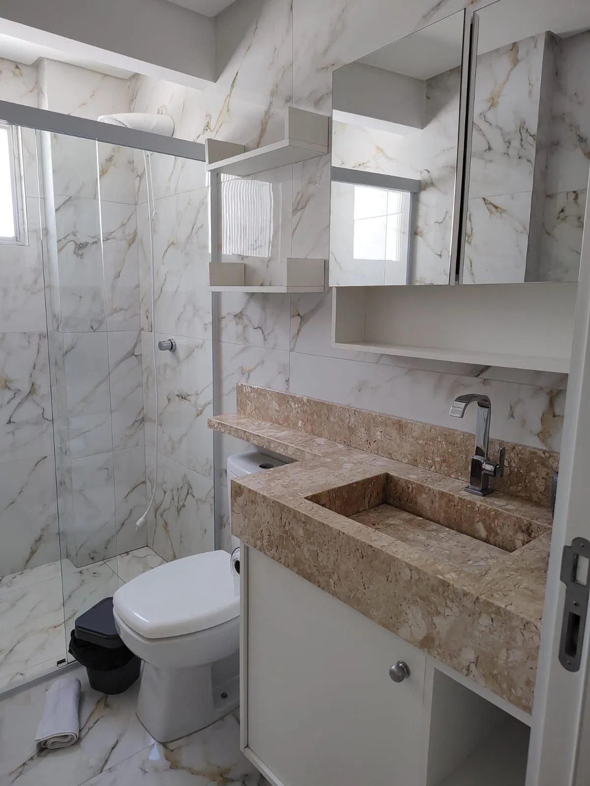 Apartamento no Edifício Madrid Residence em Balneário Camboriú - foto 8