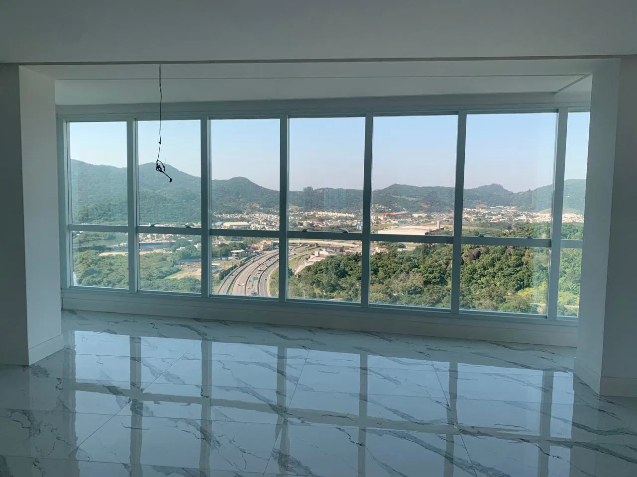 Apartamento no Ed. Marina Beach na Barra Sul de Balneário Camboriú - foto 8