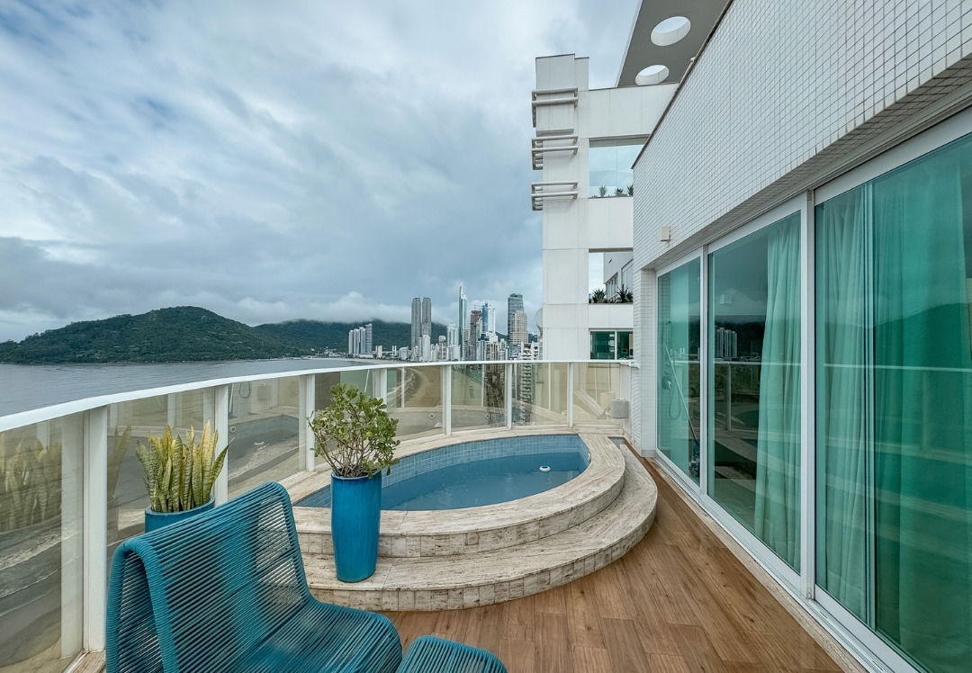 Cobertura Duplex no Ed. Gran Felicitá em Balneário Camboriú