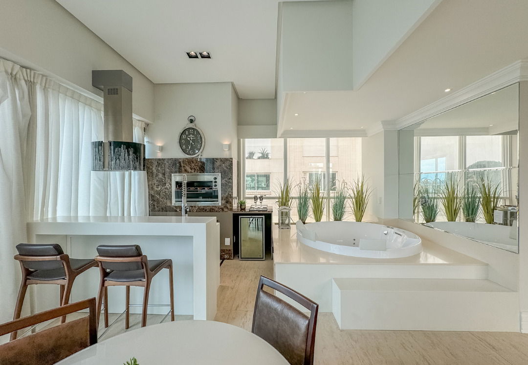 Cobertura Duplex no Ed. Gran Felicitá em Balneário Camboriú