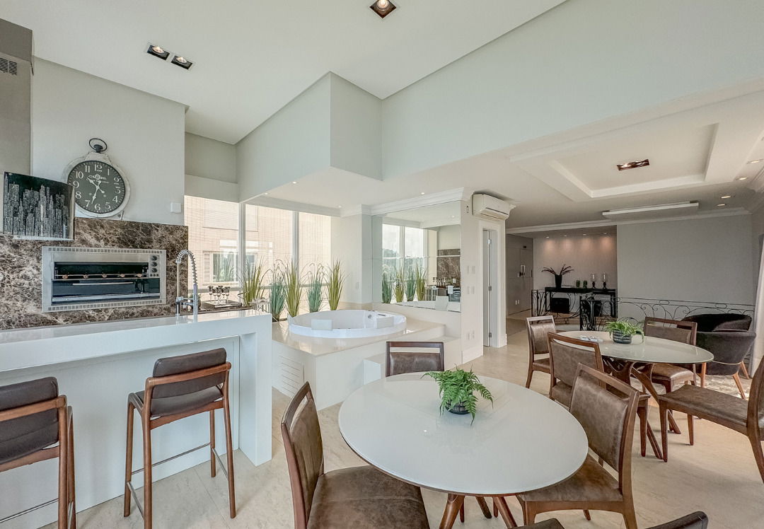 Cobertura Duplex no Ed. Gran Felicitá em Balneário Camboriú - foto 10