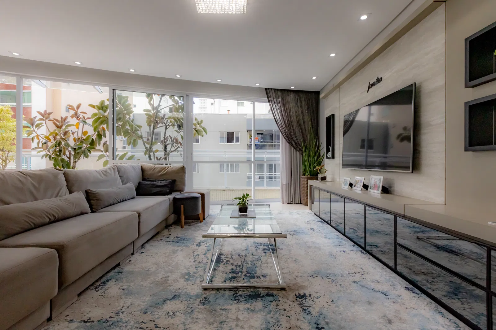 Apartamento no Edifício Royal Garden em Balneário Camboriú - foto 6