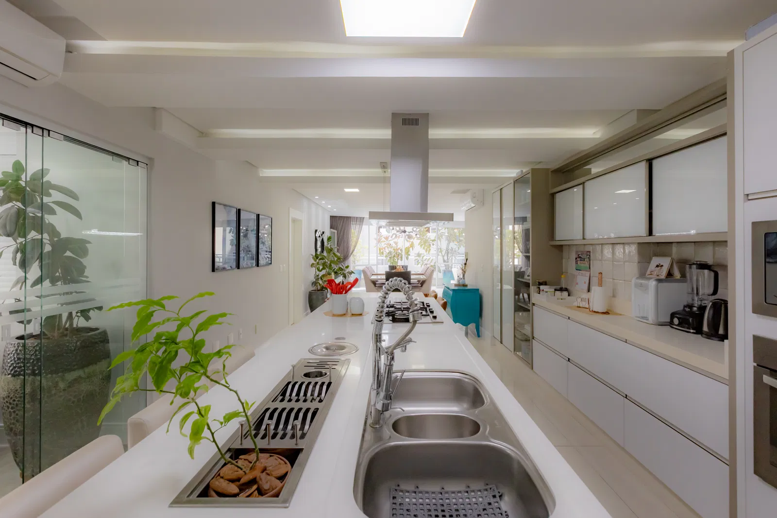 Apartamento no Edifício Royal Garden em Balneário Camboriú - foto 15