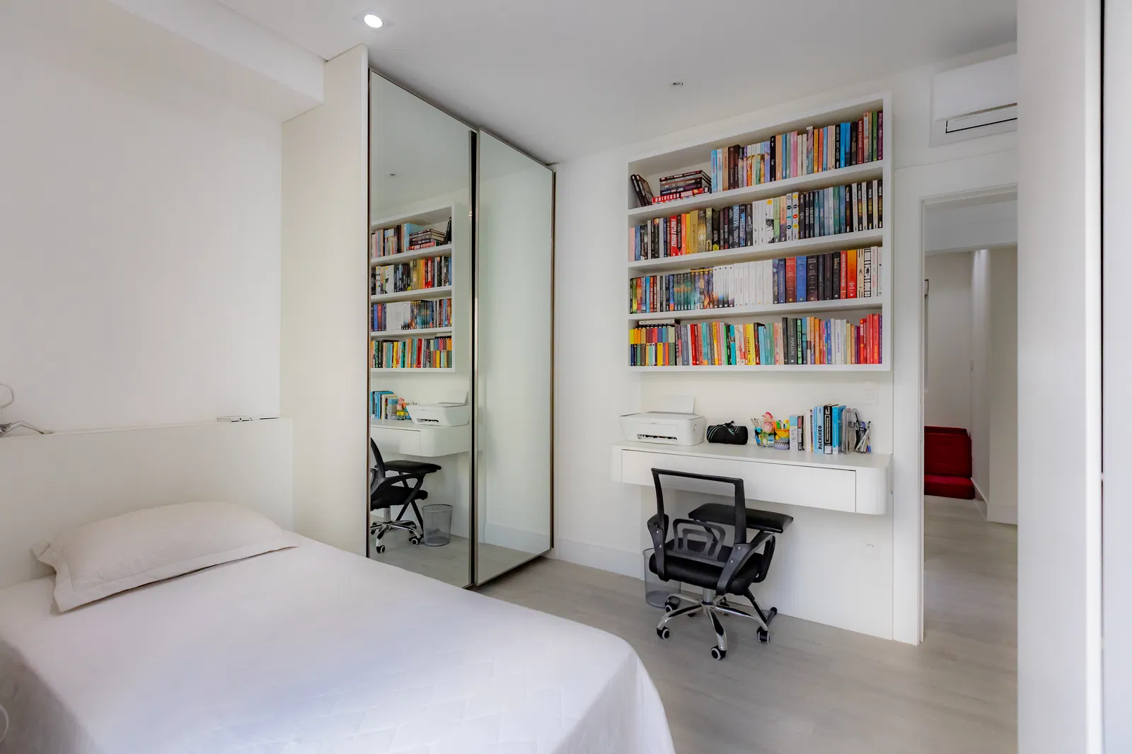 Apartamento no Edifício Royal Garden em Balneário Camboriú - foto 20