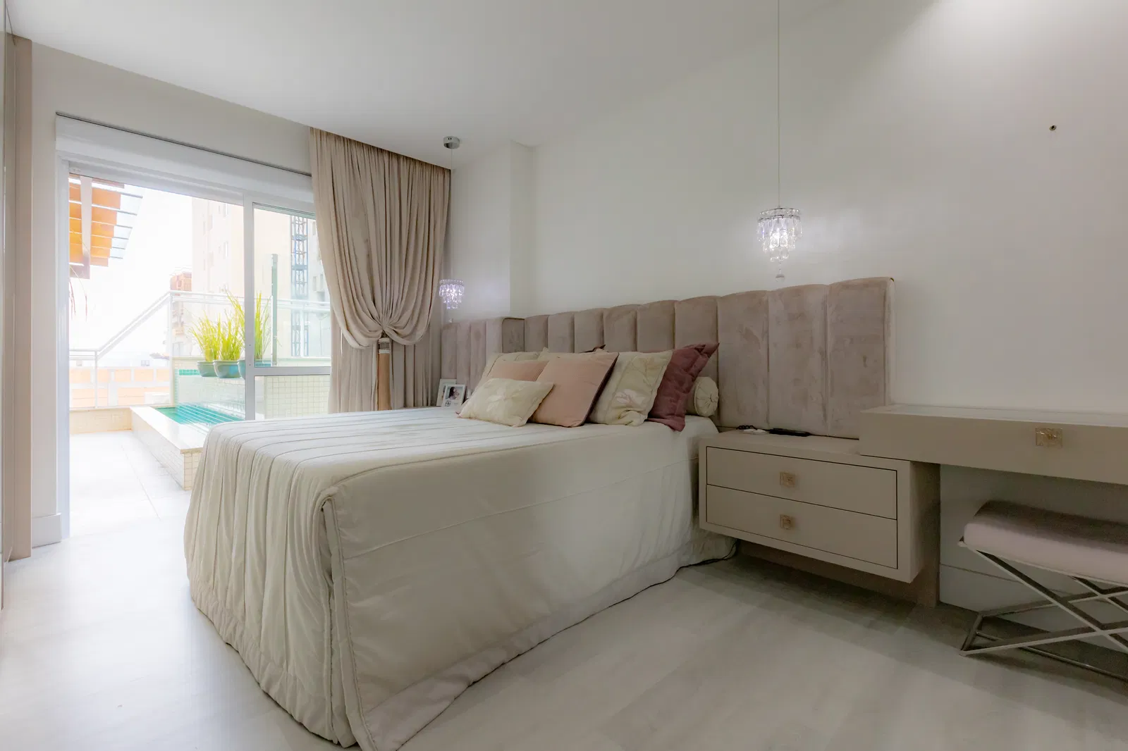 Apartamento no Edifício Royal Garden em Balneário Camboriú - foto 24