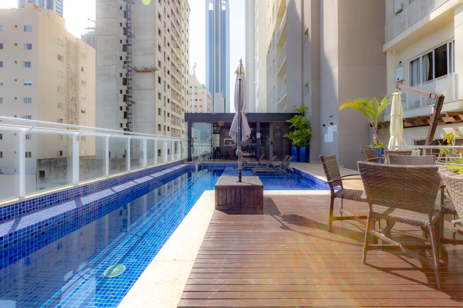 Apartamento no Edifício Royal Garden em Balneário Camboriú - foto 33