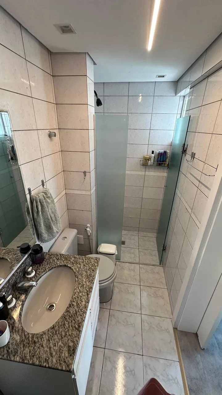 Apartamento no Edifício Dona Anna em Balneário Camboriú - foto 11