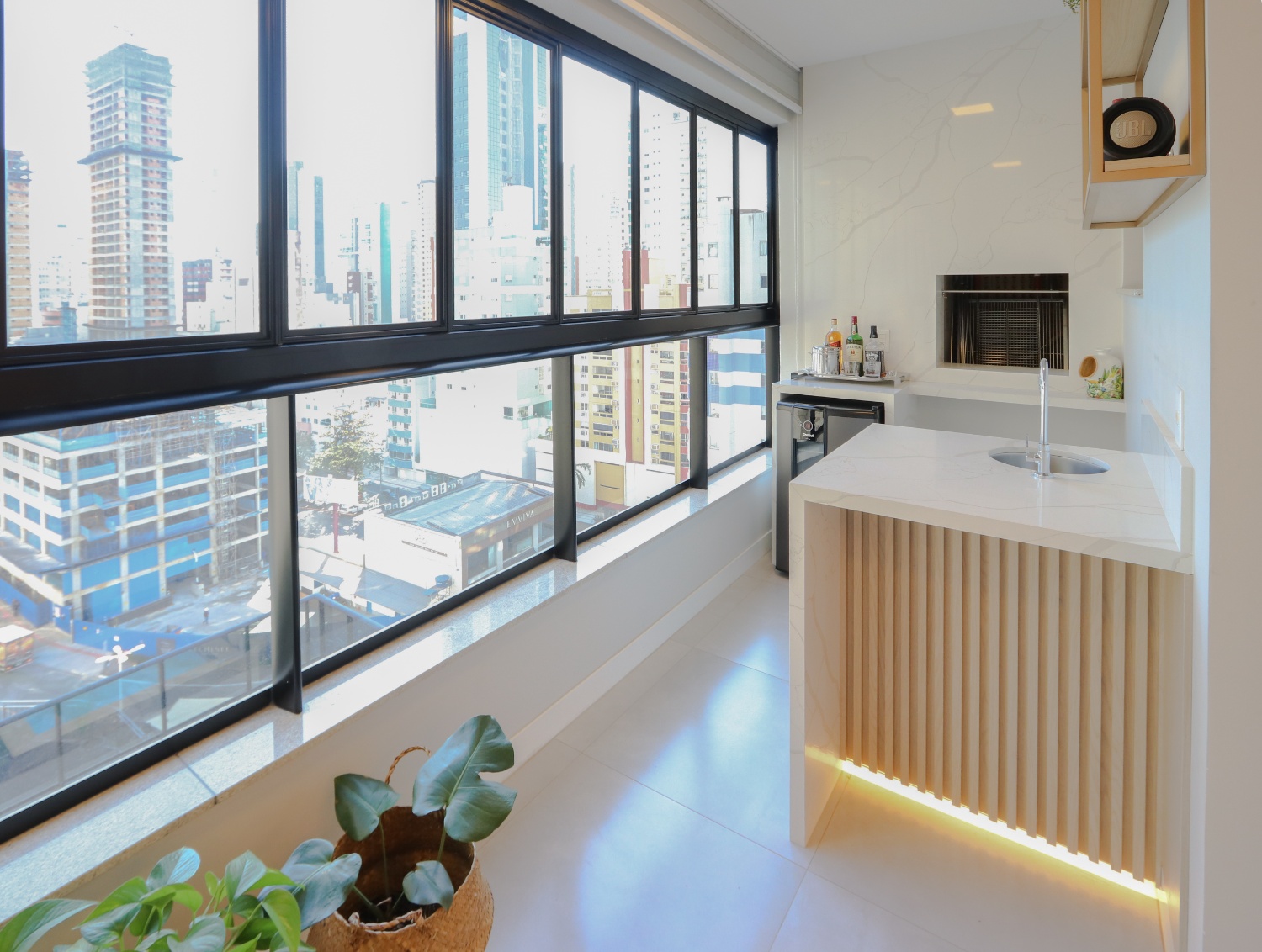 Apartamento no Ed. Argos Residence em Balneário Camboriú - foto 13