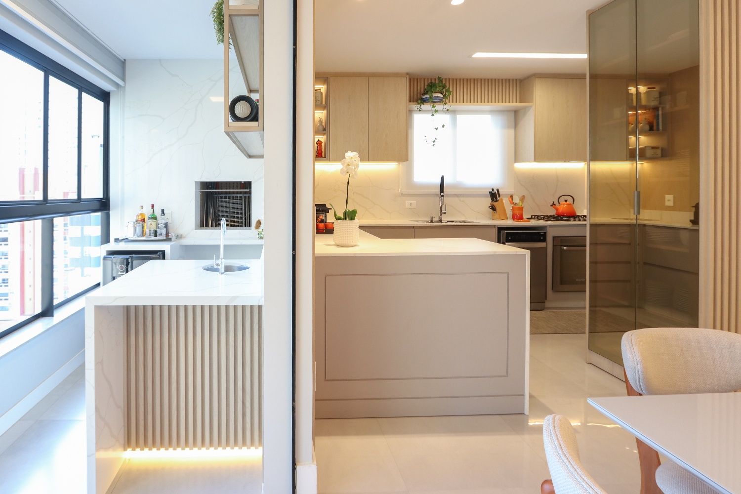 Apartamento no Ed. Argos Residence em Balneário Camboriú - foto 14