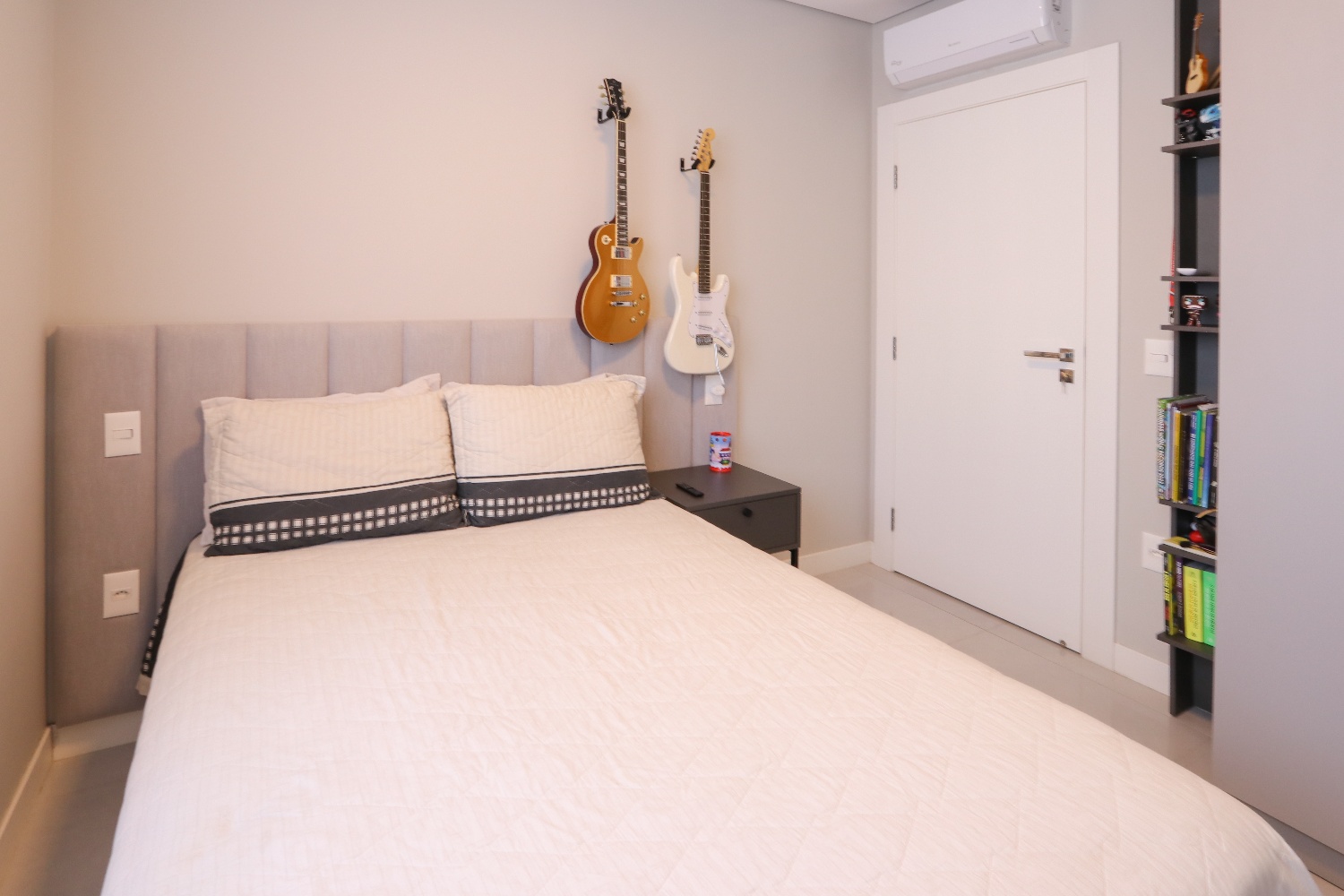 Apartamento no Ed. Argos Residence em Balneário Camboriú - foto 30