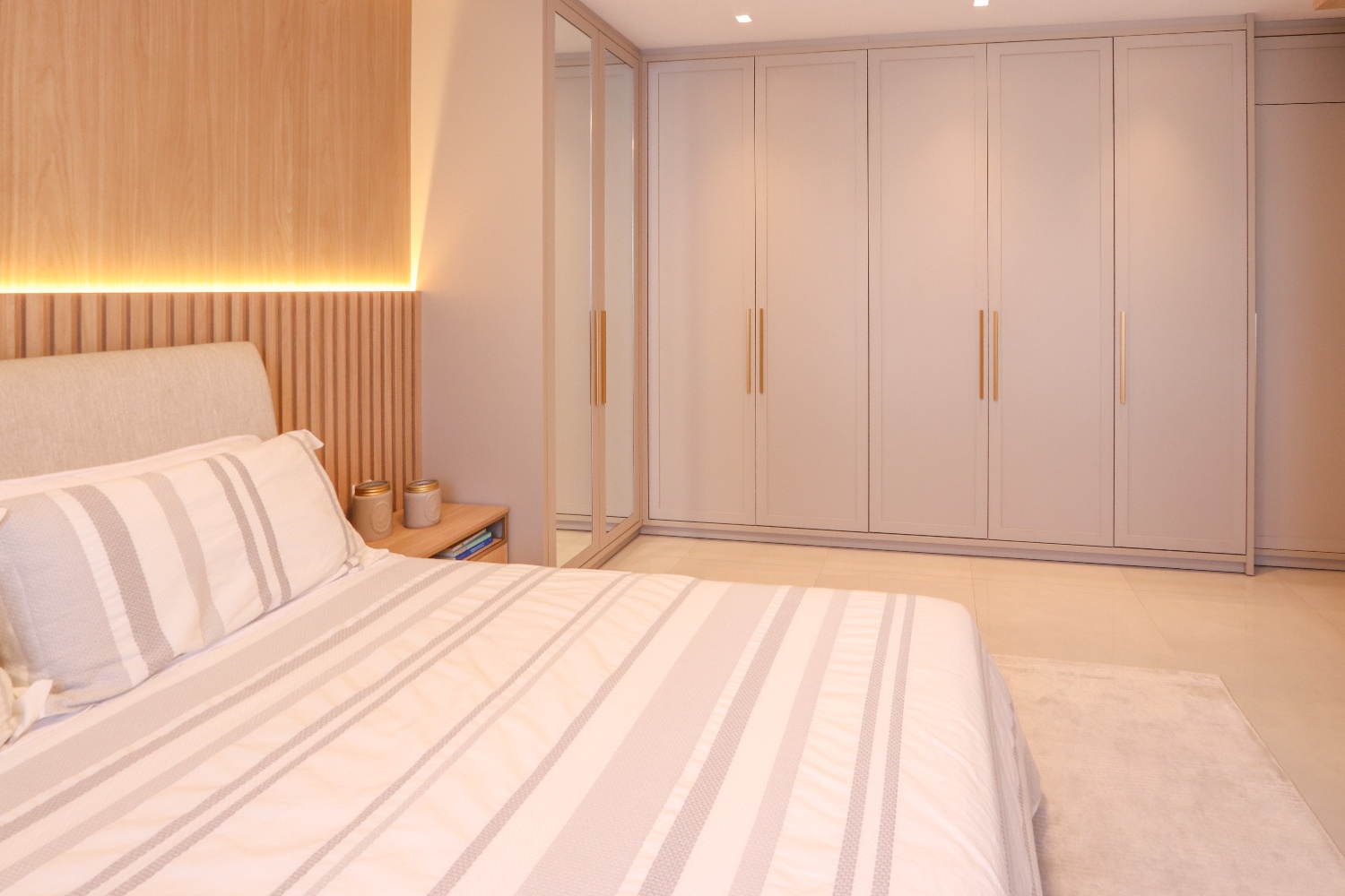 Apartamento no Ed. Argos Residence em Balneário Camboriú - foto 35