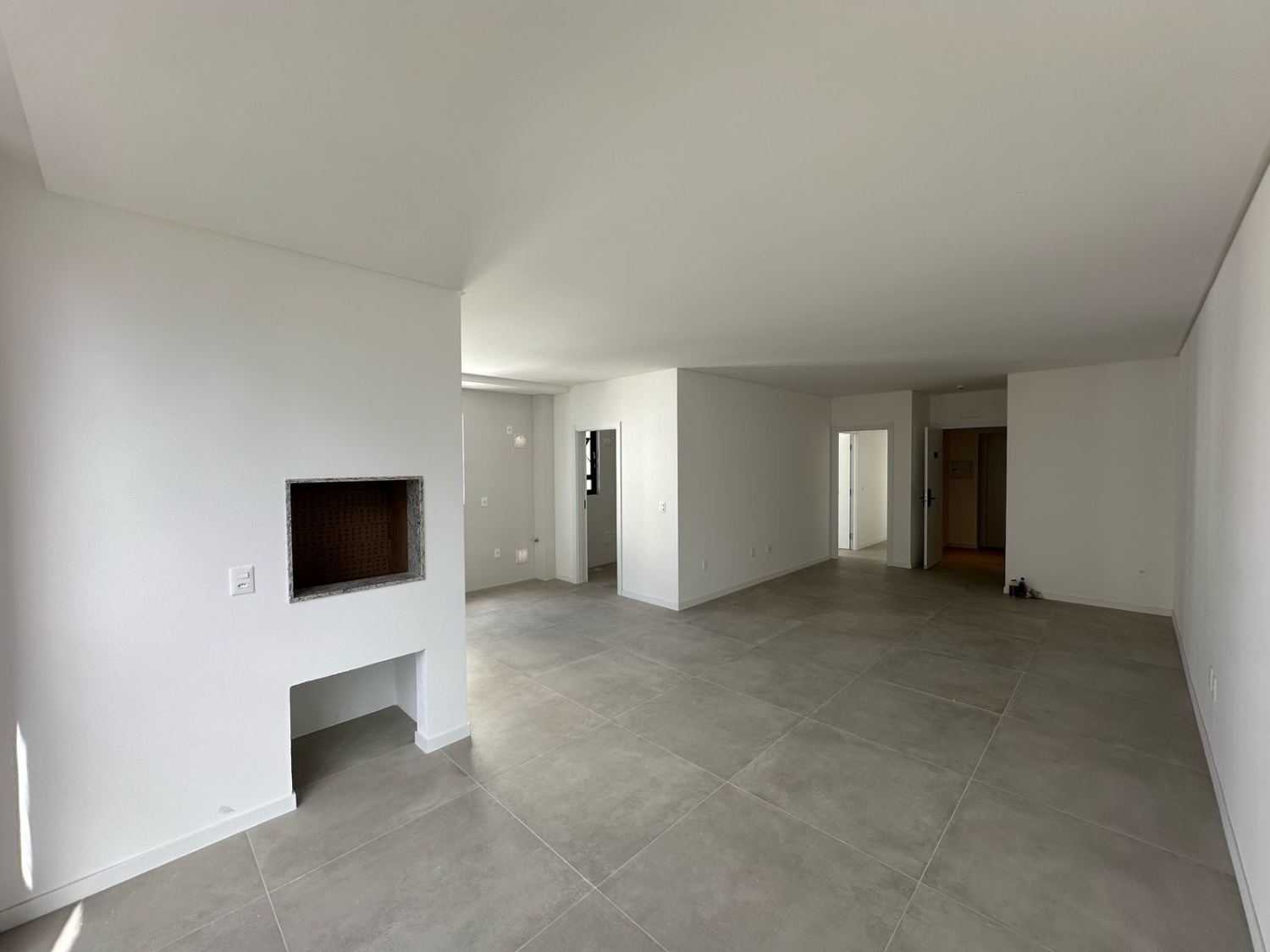 Apartamento à venda no Edifício Farol de Valença no Centro de Balneário Camboriú - foto 6