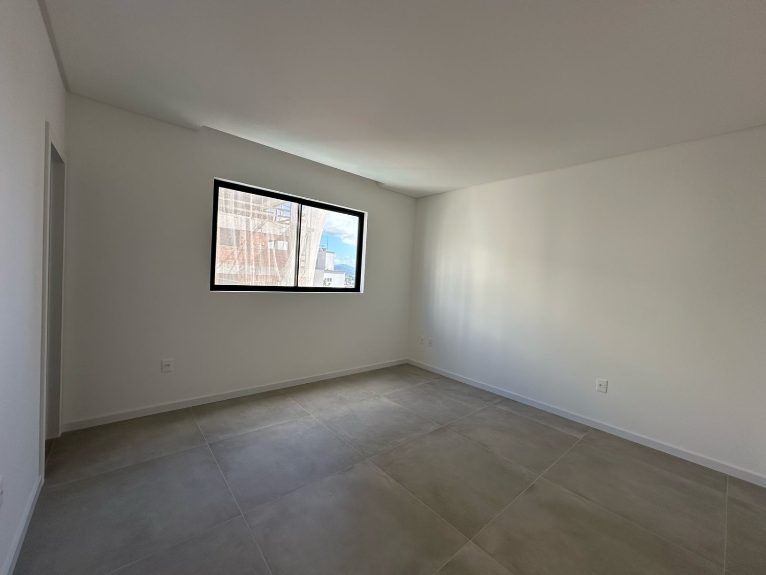 Apartamento à venda no Edifício Farol de Valença no Centro de Balneário Camboriú - foto 16