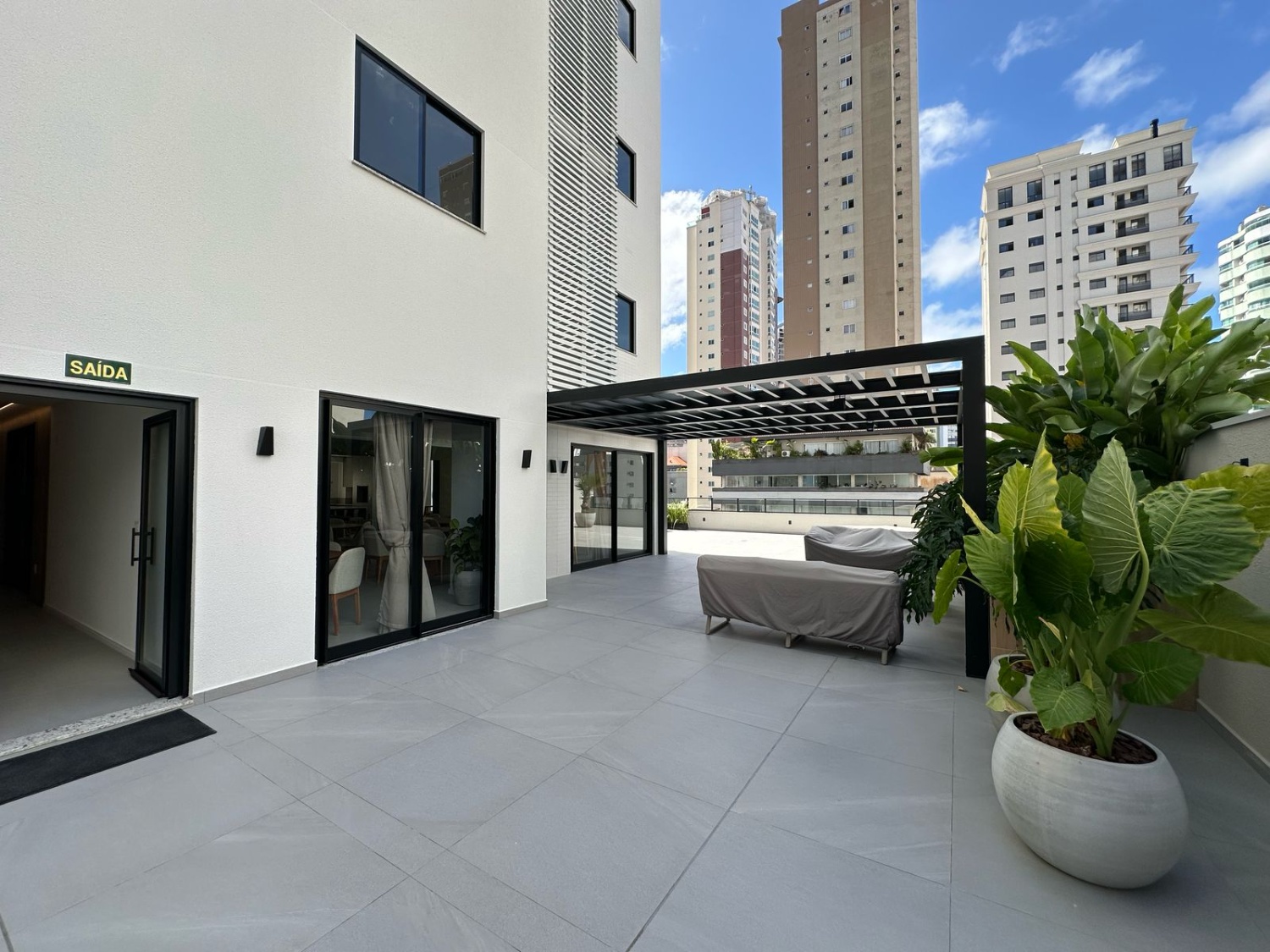 Apartamento à venda no Edifício Farol de Valença no Centro de Balneário Camboriú - foto 22