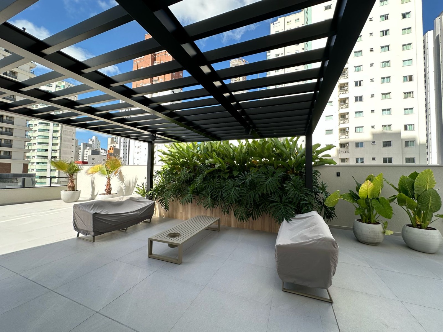 Apartamento à venda no Edifício Farol de Valença no Centro de Balneário Camboriú - foto 27
