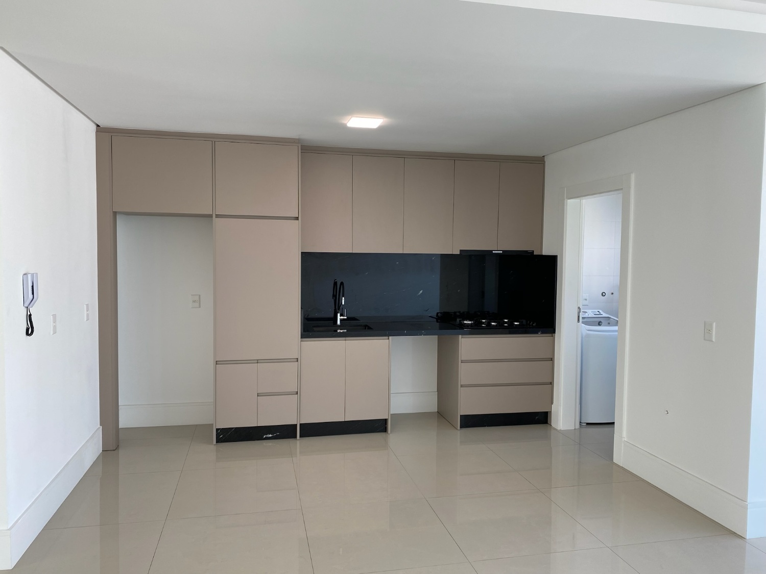 Apartamento no Edifício San Carlo Residence em Balneário Camboriú - foto 6