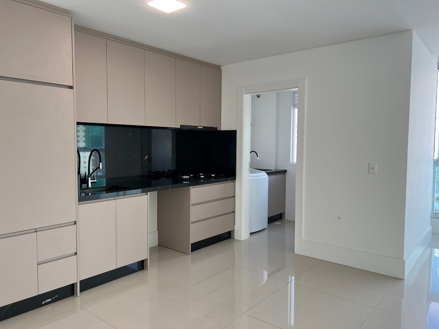Apartamento no Edifício San Carlo Residence em Balneário Camboriú - foto 7