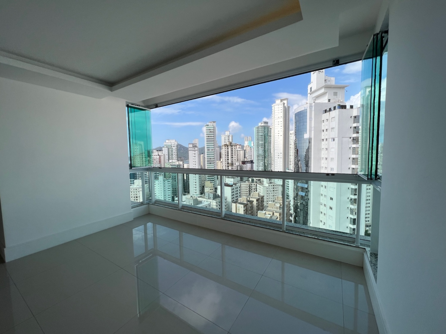 Apartamento no Edifício San Carlo Residence em Balneário Camboriú - foto 14
