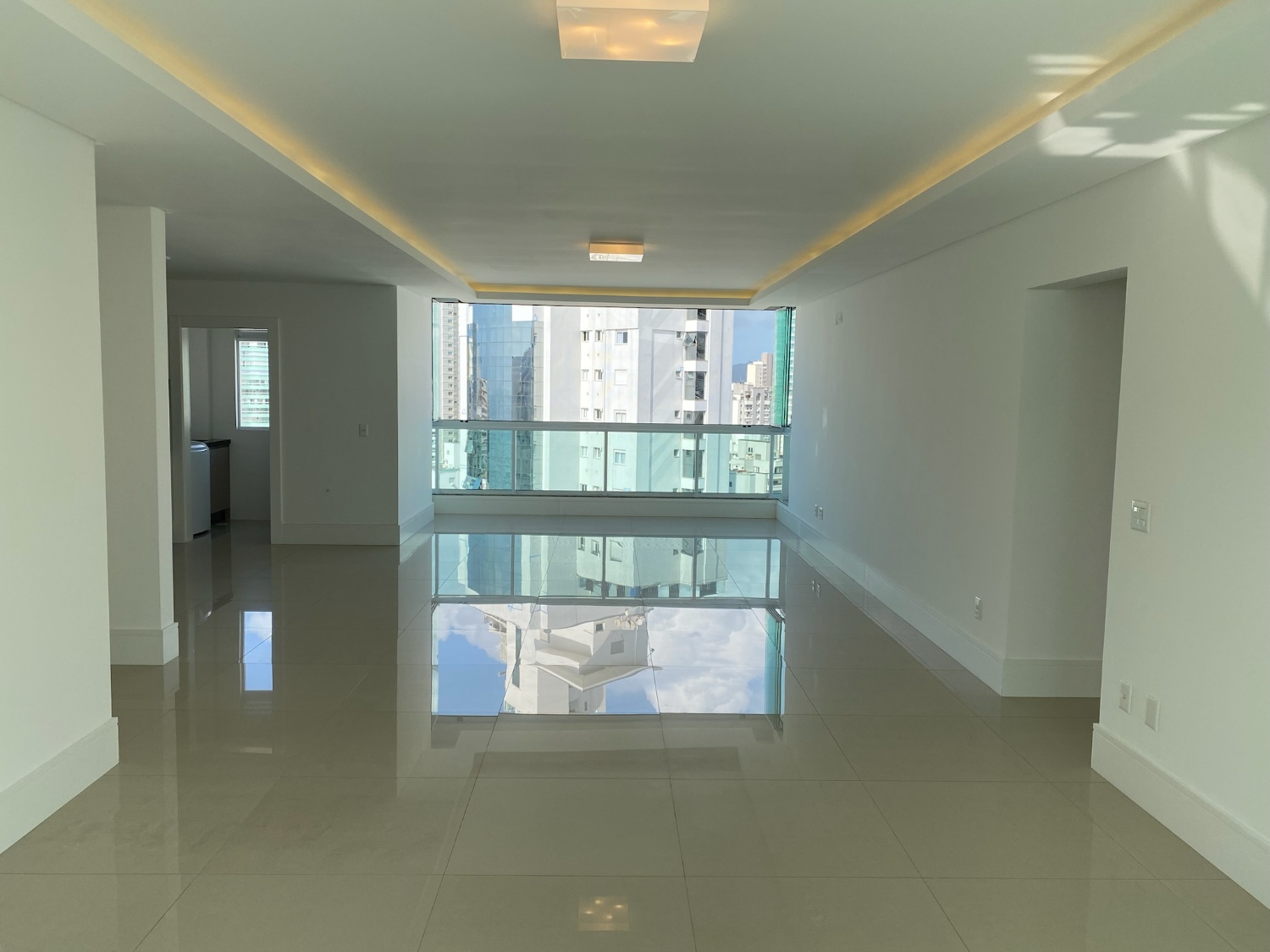 Apartamento no Edifício San Carlo Residence em Balneário Camboriú - foto 15