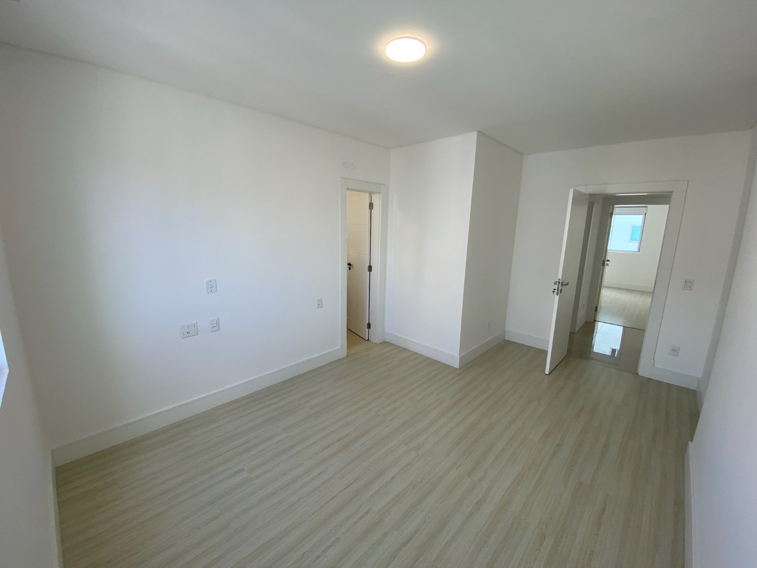 Apartamento no Edifício San Carlo Residence em Balneário Camboriú - foto 28