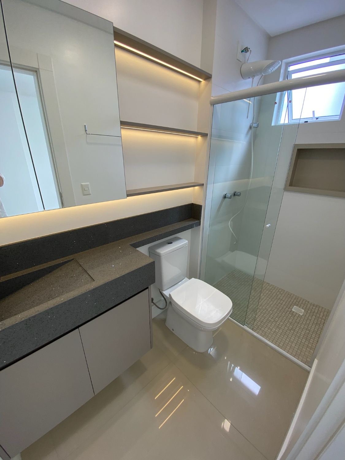 Apartamento no Edifício San Carlo Residence em Balneário Camboriú - foto 29