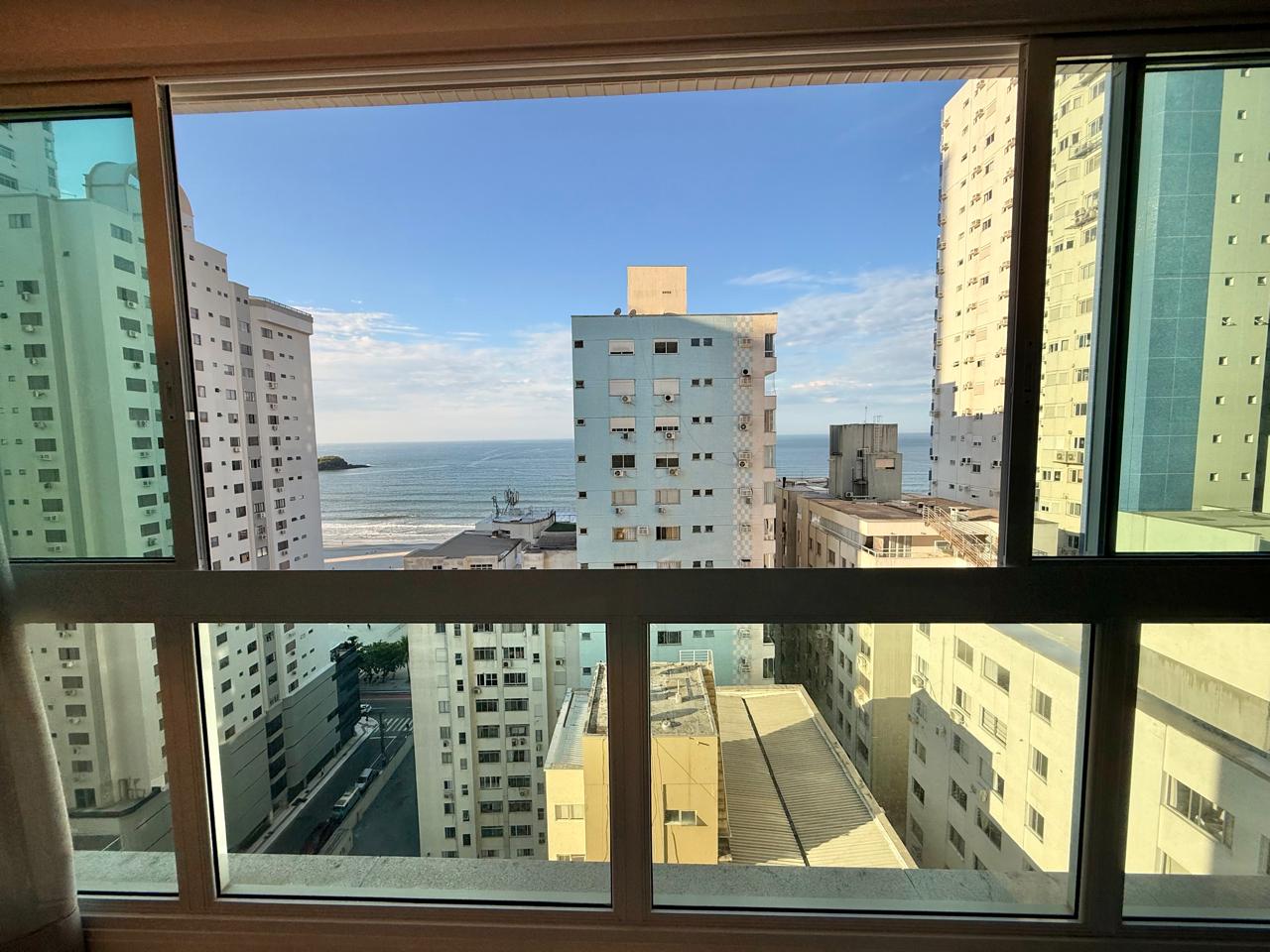 Apartamento no Edifício Le Portier em Balneário Camboriú - foto 13