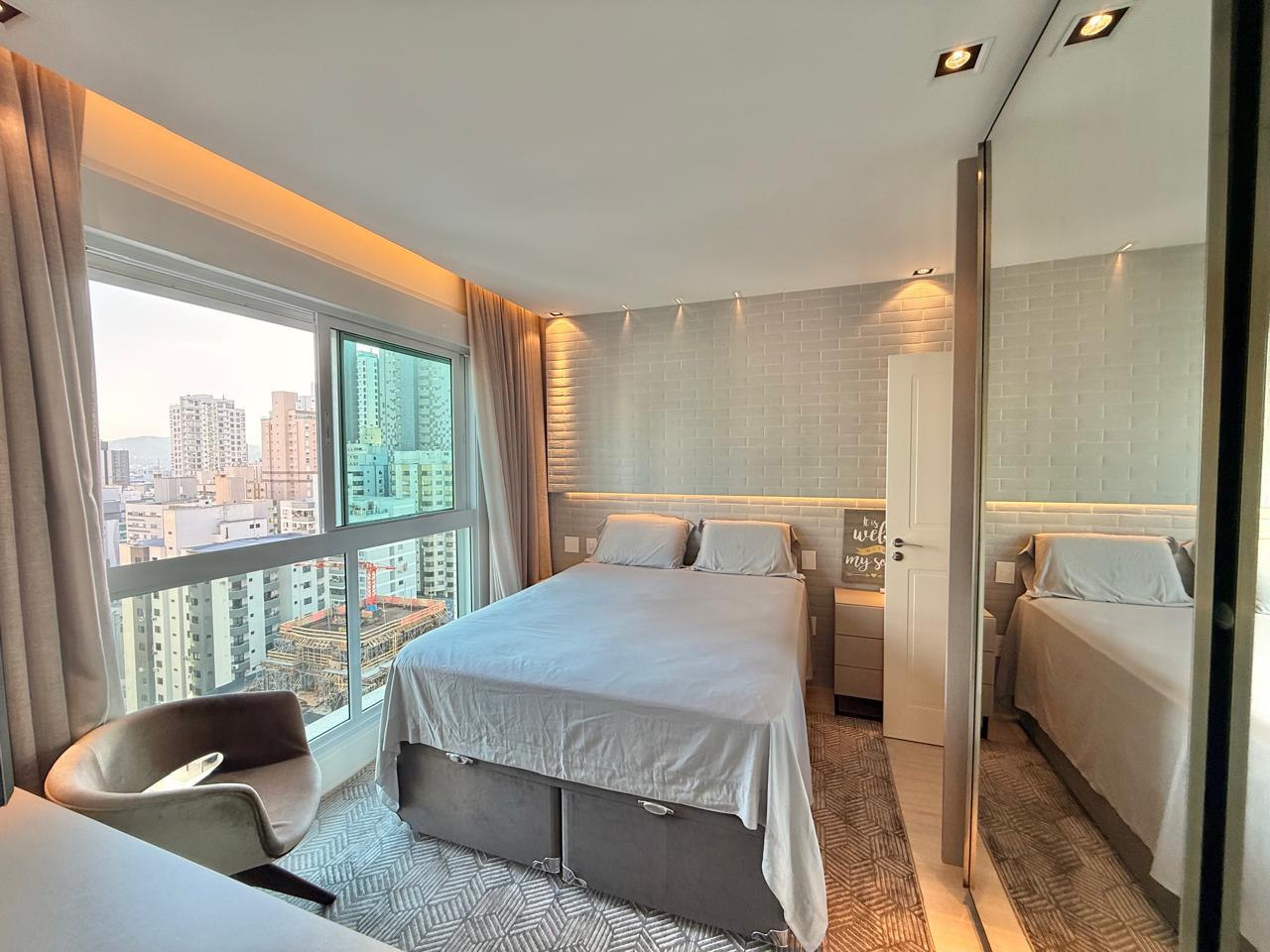Apartamento no Edifício Le Portier em Balneário Camboriú - foto 14