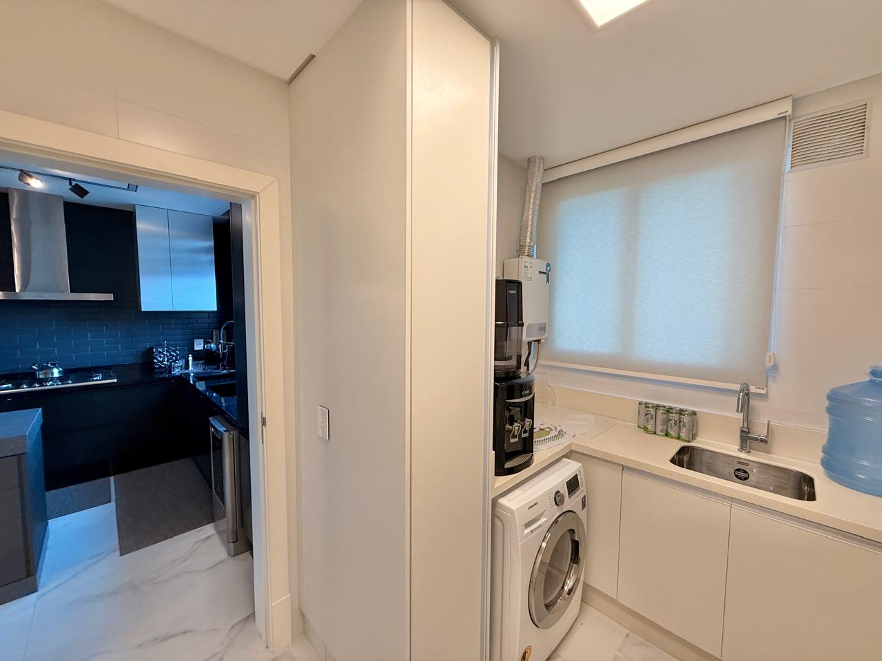 Apartamento no Edifício Le Portier em Balneário Camboriú - foto 17