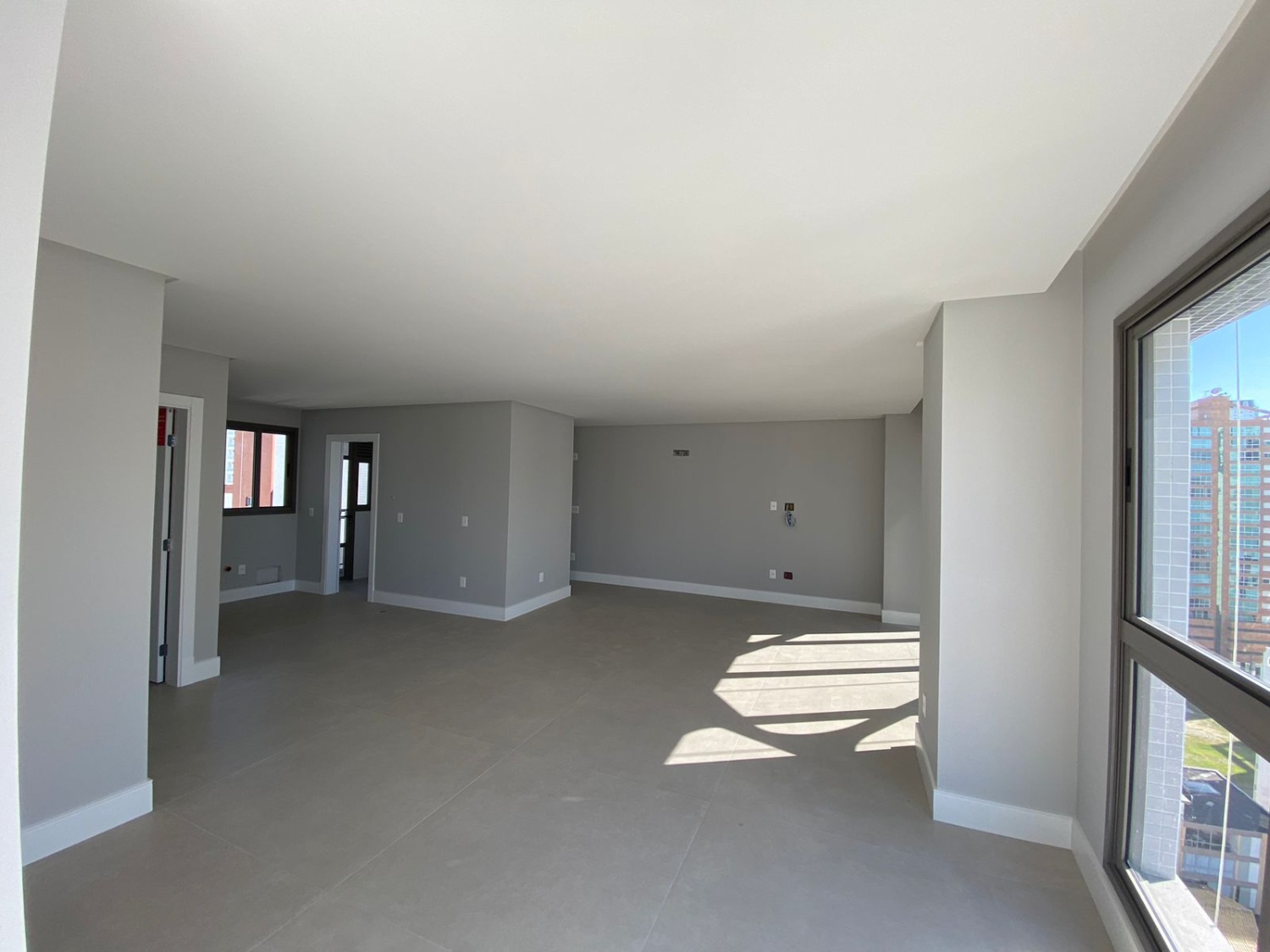 Apartamento no Edifício Torre de Mallorca em Balneário Camboriú - foto 4