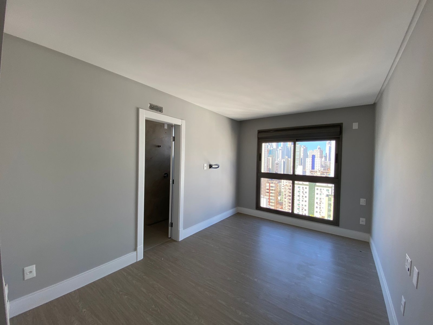Apartamento no Edifício Torre de Mallorca em Balneário Camboriú - foto 5