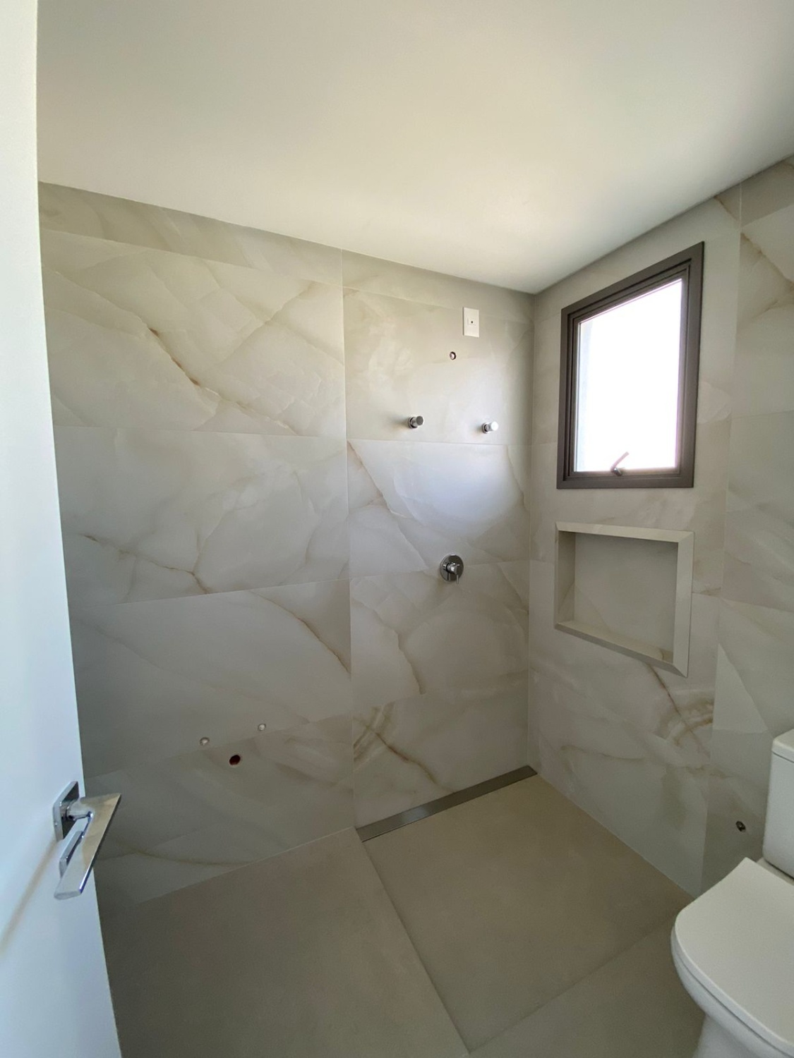 Apartamento no Edifício Torre de Mallorca em Balneário Camboriú - foto 8