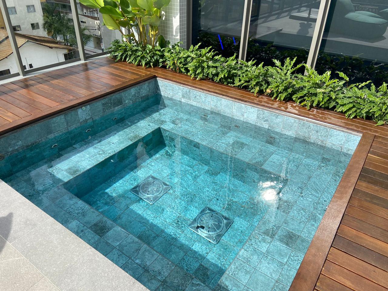 Apartamento no Edifício Torre de Mallorca em Balneário Camboriú - foto 14