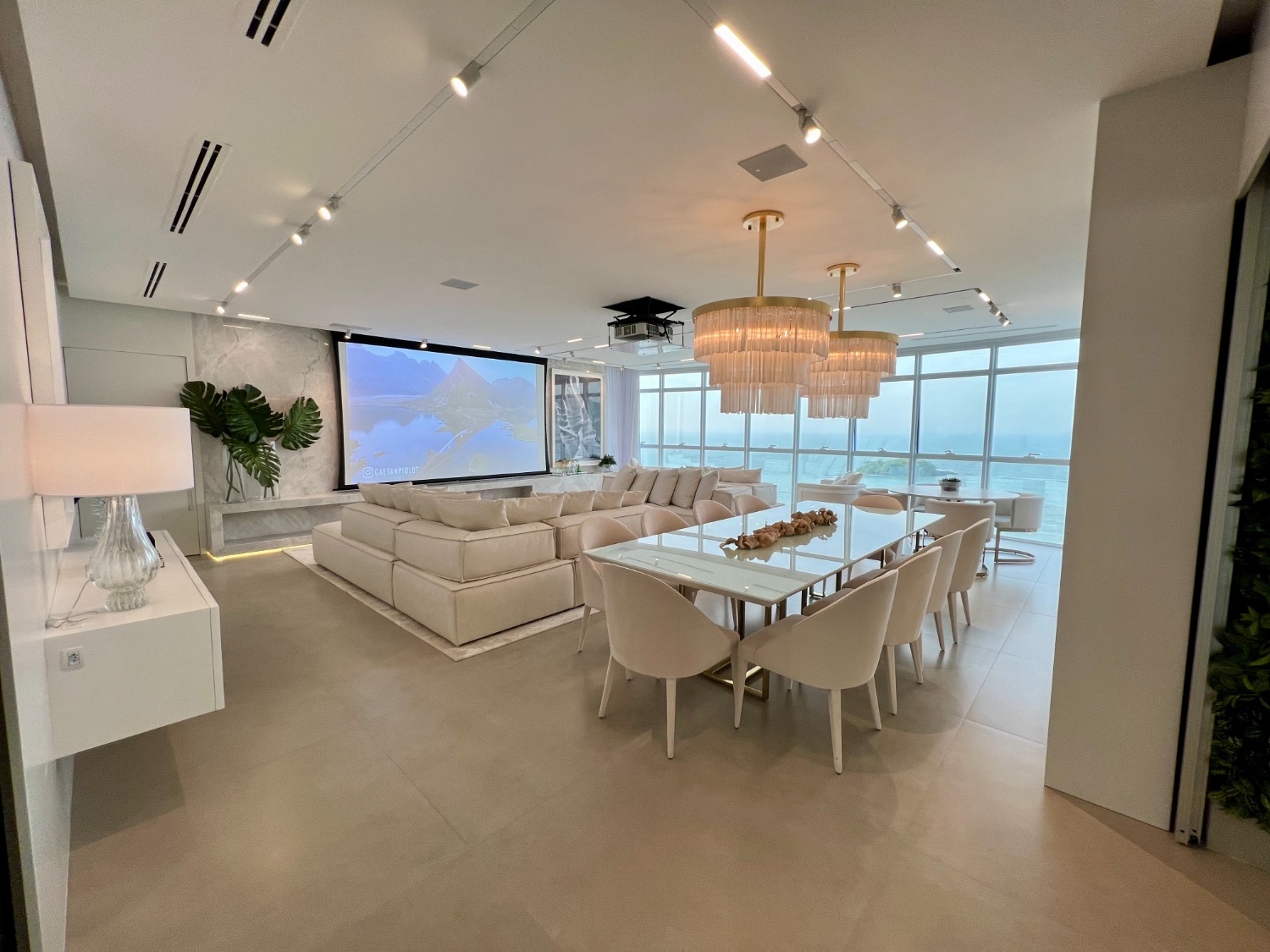 Apartamento no Edifício Millennium Palace em Balneário Camboriú