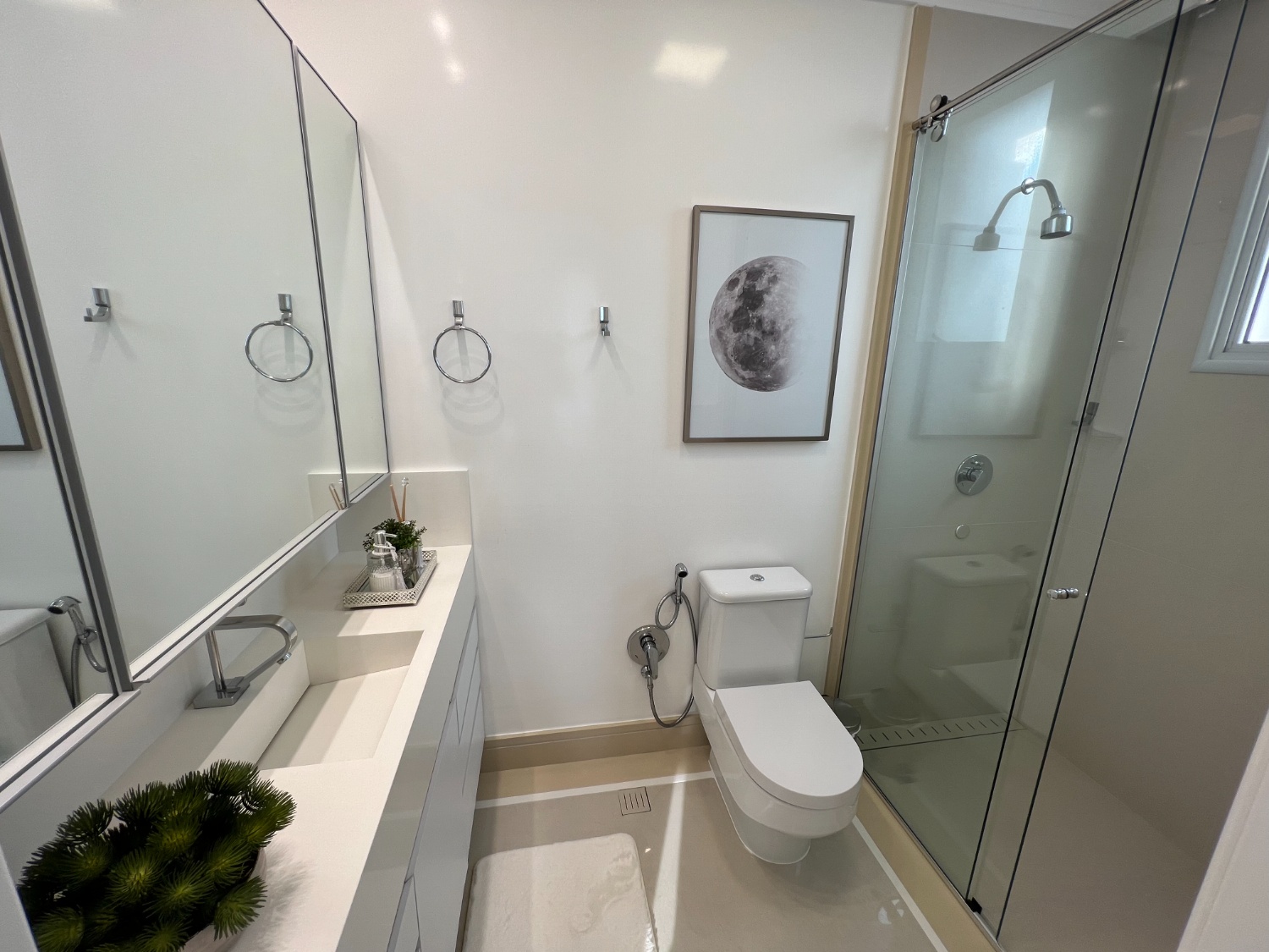 Apartamento no Edifício Millennium Palace em Balneário Camboriú - foto 17